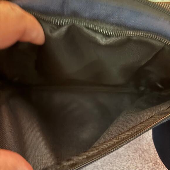 L.L. Bean 9x7 Waist Bag Navy Canvas Leather Trim - Picture 3 of 5